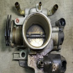 Как почистить дроссельную заслонку инжектора и отрегулировать ее