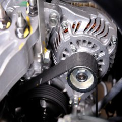 Что нужно менять при замене ремня грм на машине