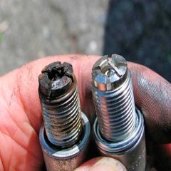 Почему заливает свечи на инжекторе зимой