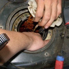 Как снять топливный насос в баке Ваз 2110, Рено, БМВ 525 и других авто