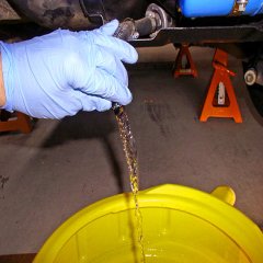 Как слить бензин с инжектора: классический и другие способы